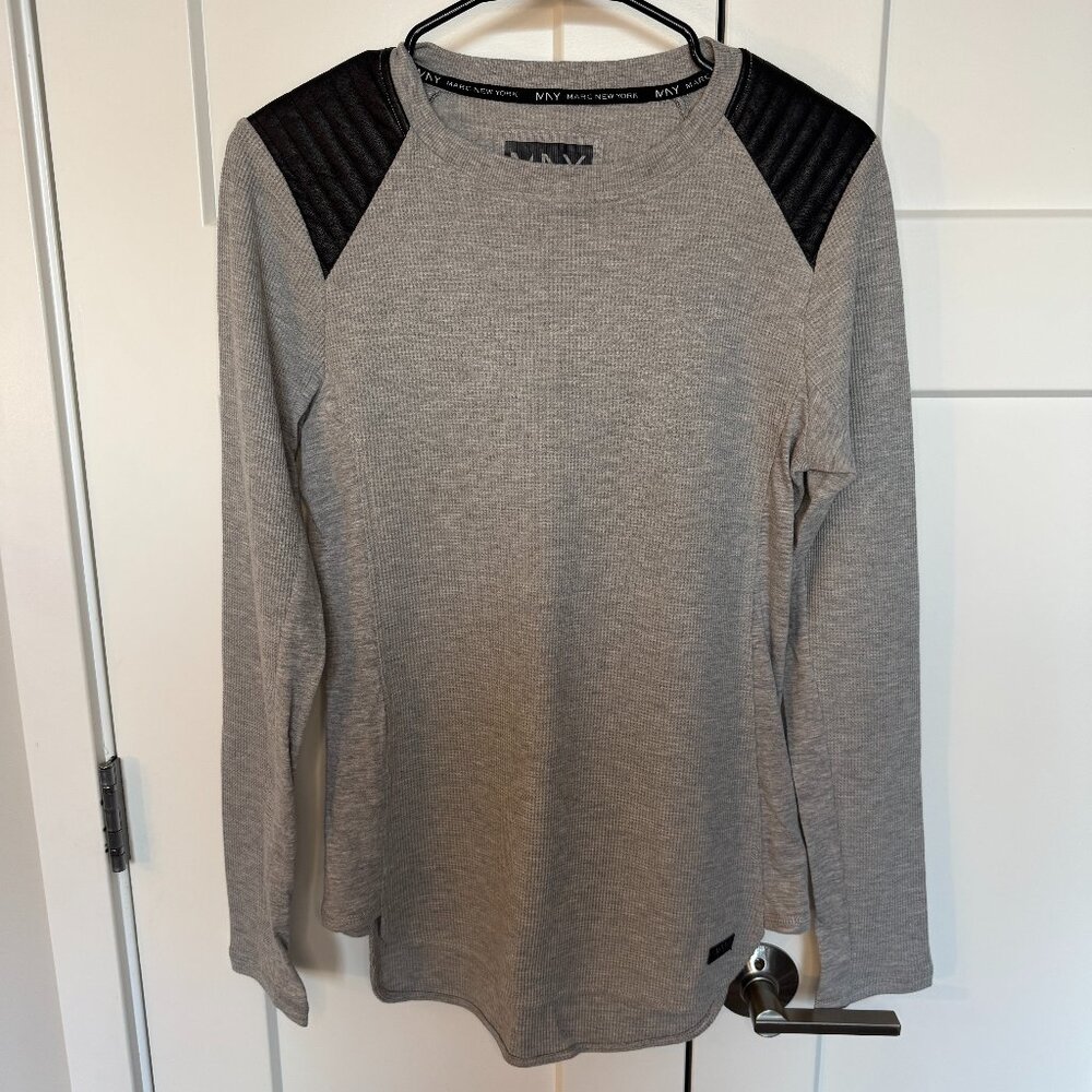 Marc New York Women's Gray Long Sleeve Henley Shirt Size L Stretch Black